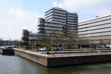 814829 Gezicht op de Luitenant-Generaal Knoopkazerne (Mineurslaan 500) te Utrecht.